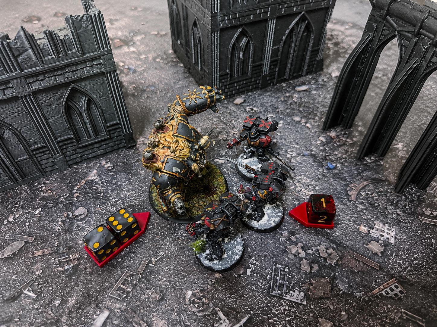 Tabletop Dice Holder & Wound Tracker | 3D Printed Dice Tray for Wargaming | 40K Compatible Gaming Accessory